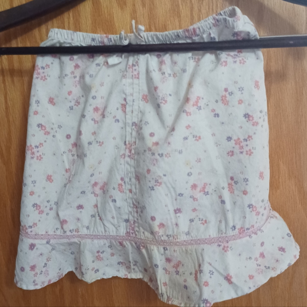 Girls Skirt.